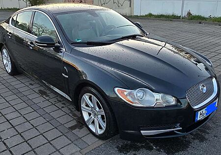 Jaguar XF Diesel 3.0 V6 Diesel Premium Luxury Leder LED