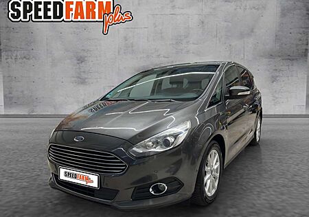 Ford S-Max Titanium