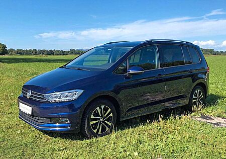 VW Touran Volkswagen United / 7 SITZE / AHK / CARPLAY / LED