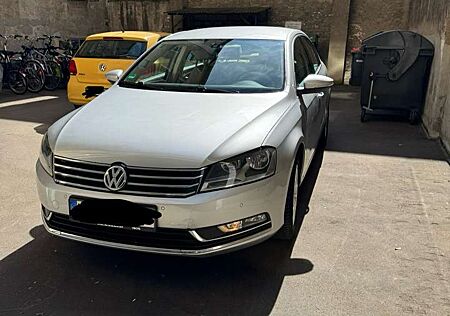VW Passat Volkswagen 1.8 TSI DSG Comfortline