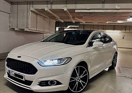 Ford Mondeo Titanium AWD