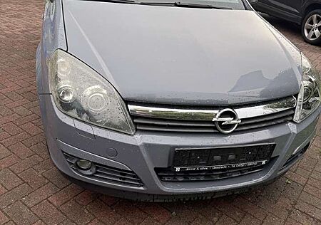 Opel Astra Caravan