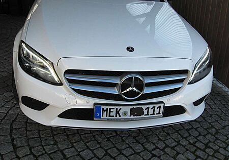Mercedes-Benz C 400 4Matic T 9G-TRONIC Avantgarde