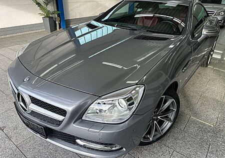 Mercedes-Benz SLK 200 ROADSTAR*BI-XEN*LEDR*COMAN*TEMP*LED*TEMP