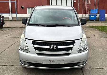 Hyundai H-1 2.5 CRDi Travel