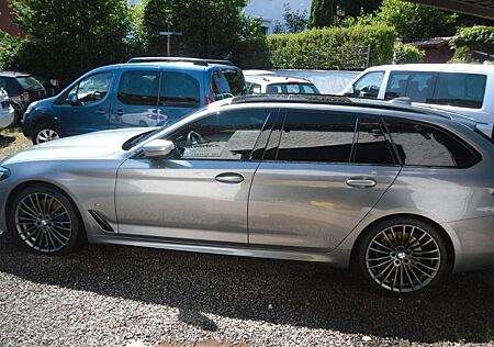 BMW 530 Touring d xDrive M Sport 15000KM Volleder