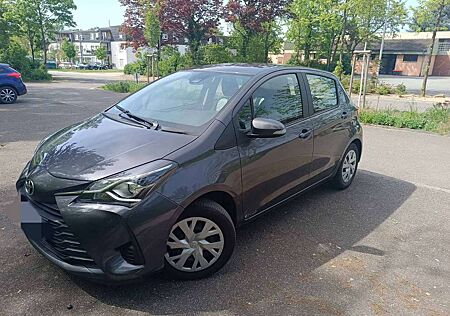 Toyota Yaris 1.0 VVT-i Comfort