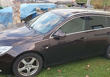 Opel Insignia Design Edition 4x4