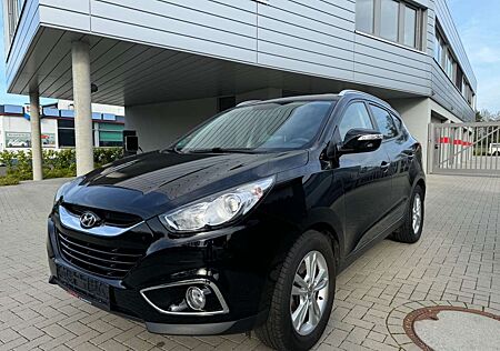 Hyundai ix35 EINPARKHILFE TEMPOMAT FREISPRECH SHZ VOR HI