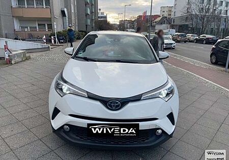 Toyota C-HR Hybrid Team Deutschland