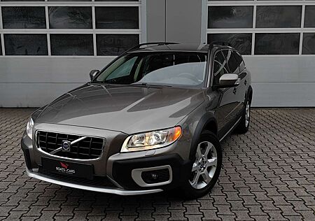 Volvo XC 70 XC70 Summum AWD|XENON|LEDER|AUTOMATIK|NAVI|SHZ
