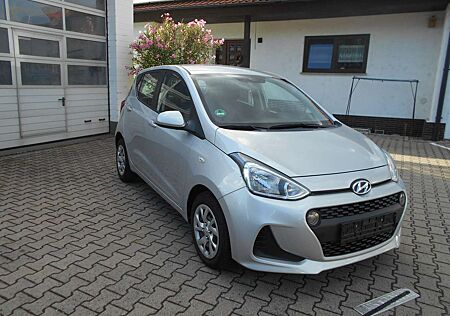 Hyundai i10 /Klimatic/Servo/Sitzheizung/Allwetterbereifung/