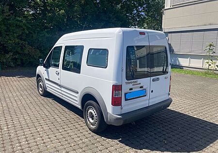 Ford Transit Connect Lang und Hoch