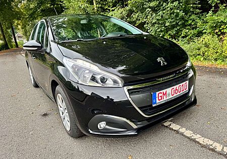 Peugeot 208 ActiveScheckh.PdcKlimaGarantieTop