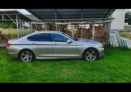 BMW 528i 528