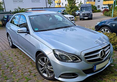 Mercedes-Benz E 220 E-Klasse Diesel CDI DPF BlueEFFICIENCY Automatik A
