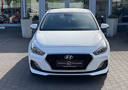 Hyundai i30 1.4 YES!