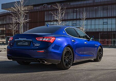 Maserati Ghibli 3.0 V6 S Q4/409PS/Klappenauspuff/H&K/