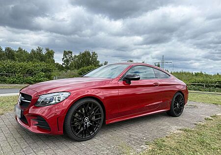 Mercedes-Benz C 300 Coupe 9G-TRONIC AMG Line