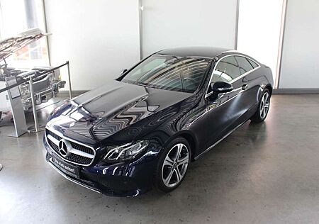 Mercedes-Benz E 200 Coupé Leder braun Ambiente LED Kamera