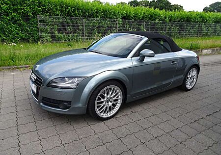 Audi TT Roadster 3.2 quattro S-Line /T-Leder/ Navi