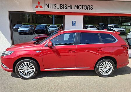 Mitsubishi Outlander PHEV Plus Spirit 4WD