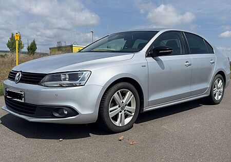 VW Jetta Volkswagen 1.2 TSI Match