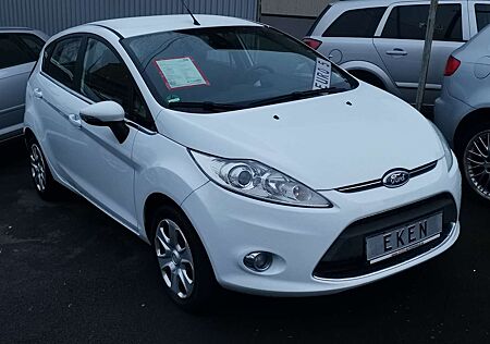 Ford Fiesta Titanium 1.25 4 türig Top Gepflegt 72000 Km