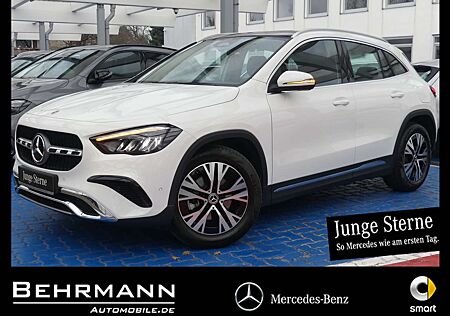 Mercedes-Benz GLA 180 Progressive +Panorama+AHK+Distronic+LED+
