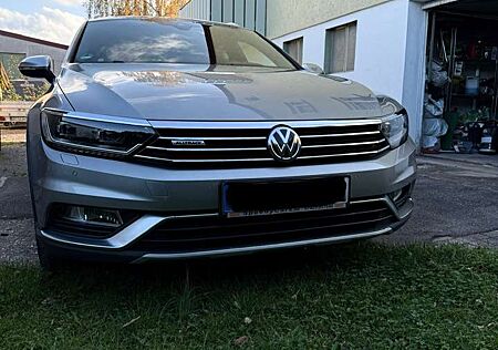 VW Passat Alltrack Volkswagen 2.0 TDI SCR 4Motion DSG (BMT)