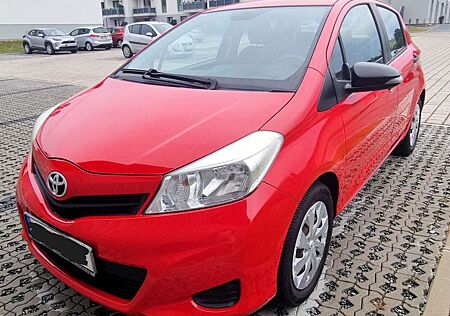 Toyota Yaris 1.0 VVT-i