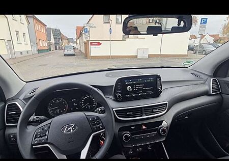 Hyundai Tucson 1.6 GDi 2WD Pure