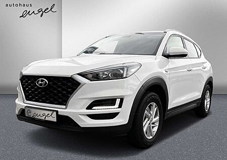 Hyundai Tucson 1.6 GDi 2WD Pure,STANDHEIZUNG,TEMPO,NAV,RFK,PDC,SH