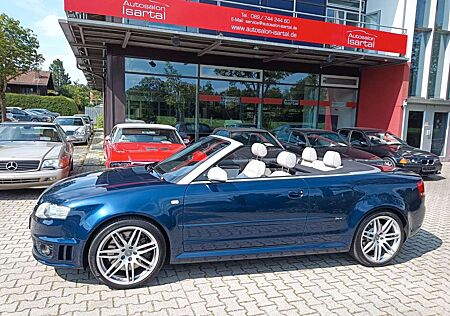 Audi RS4 RS 4 Cabrio 4.2 FSI quattro -Bestzustand