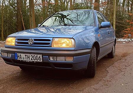 Volkswagen Vento 1.8 GLX