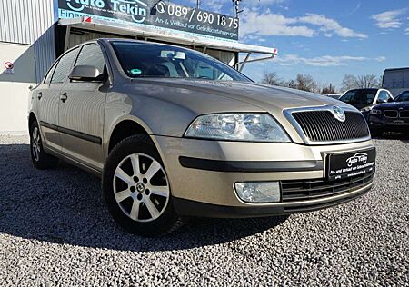 Skoda Octavia Lim. 1.6 FSI Ambiente |Klimaauto.| |AHK|