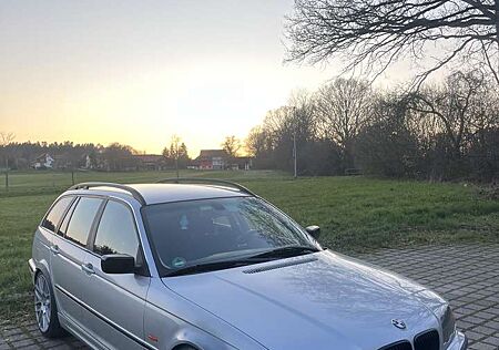 BMW 320i 320 E46 Touring 6-Zylinder
