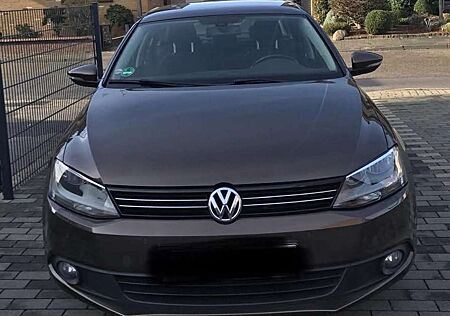 VW Jetta Volkswagen 1.2 TSI BlueMotion Technology Comfortline