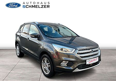 Ford Kuga C&C *CarPlay*