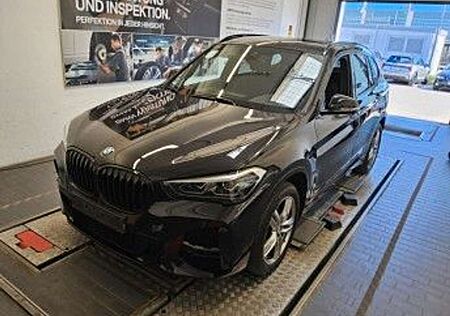 BMW X1 sD18i/Aut/Navi/LED/Kamer/Temp/ParkAs/M-Sportpa