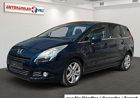 Peugeot 5008 1.6i Premium Klimaautomatik SHZ Pano PDC
