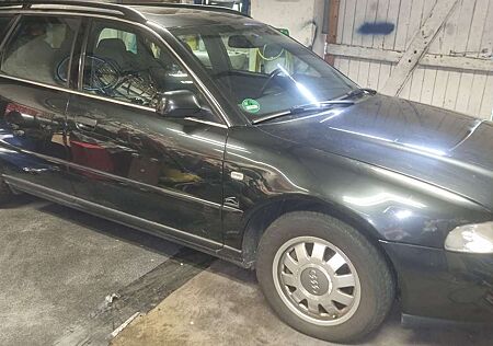 Audi A4 Avant 2.8 quattro