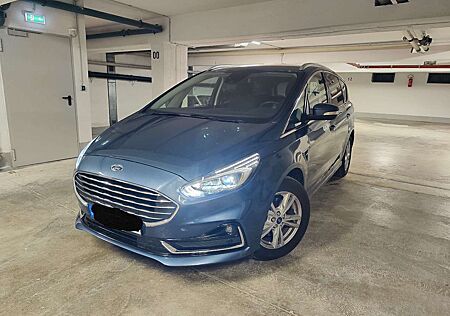 Ford S-Max 2.5 Duratec FHEV (7-Sitzer) TITANIUM