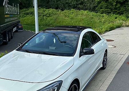 Mercedes-Benz CLA 220 CDI / d (117.303)