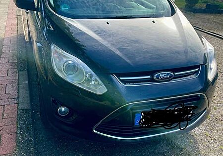 Ford C-Max 2.0 TDCiTitanium