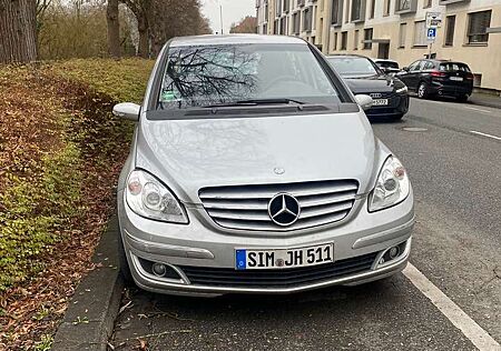 Mercedes-Benz B 170