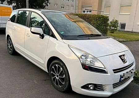 Peugeot 5008 HDI FAP 150 Active