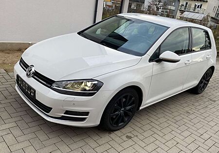 VW Golf Volkswagen VII Lim. Highline BMT