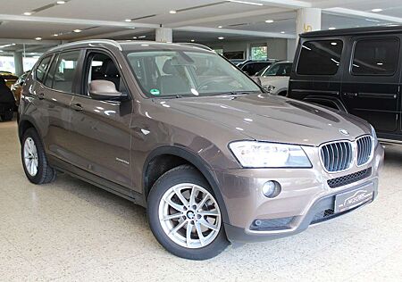 BMW X3 xDrive20d"Teilleder"Navigation"2XPDC"