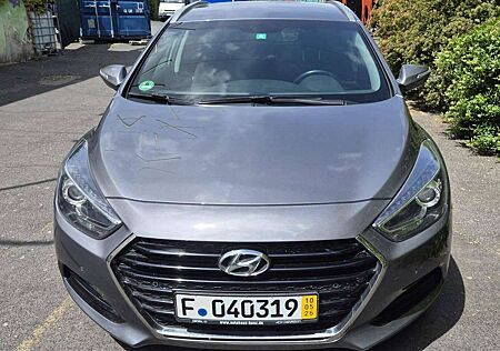 Hyundai i40 i40cw 2.0 Premium